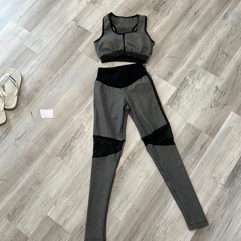 BRAND NEW GYM SET